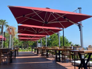 Yandan direkli şemsiyeler kirmizi kumaşlı - 4 Pcs Cantilever Umbrellas Outdoor Umbrellas Patio Umbrellas with red canopy